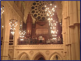 Alistair Warwick directing the choir in front of the William Hill organ at Arundel Cathedral Alistair Warwick directing the choir in front of the William Hill organ at Arundel Cathedral